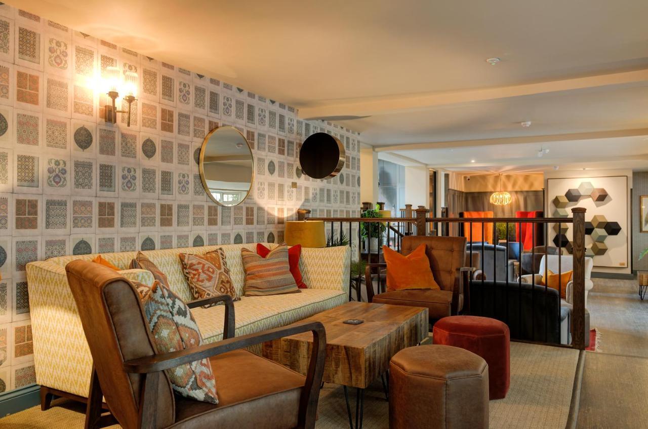 The George Hotel Колчестър Екстериор снимка